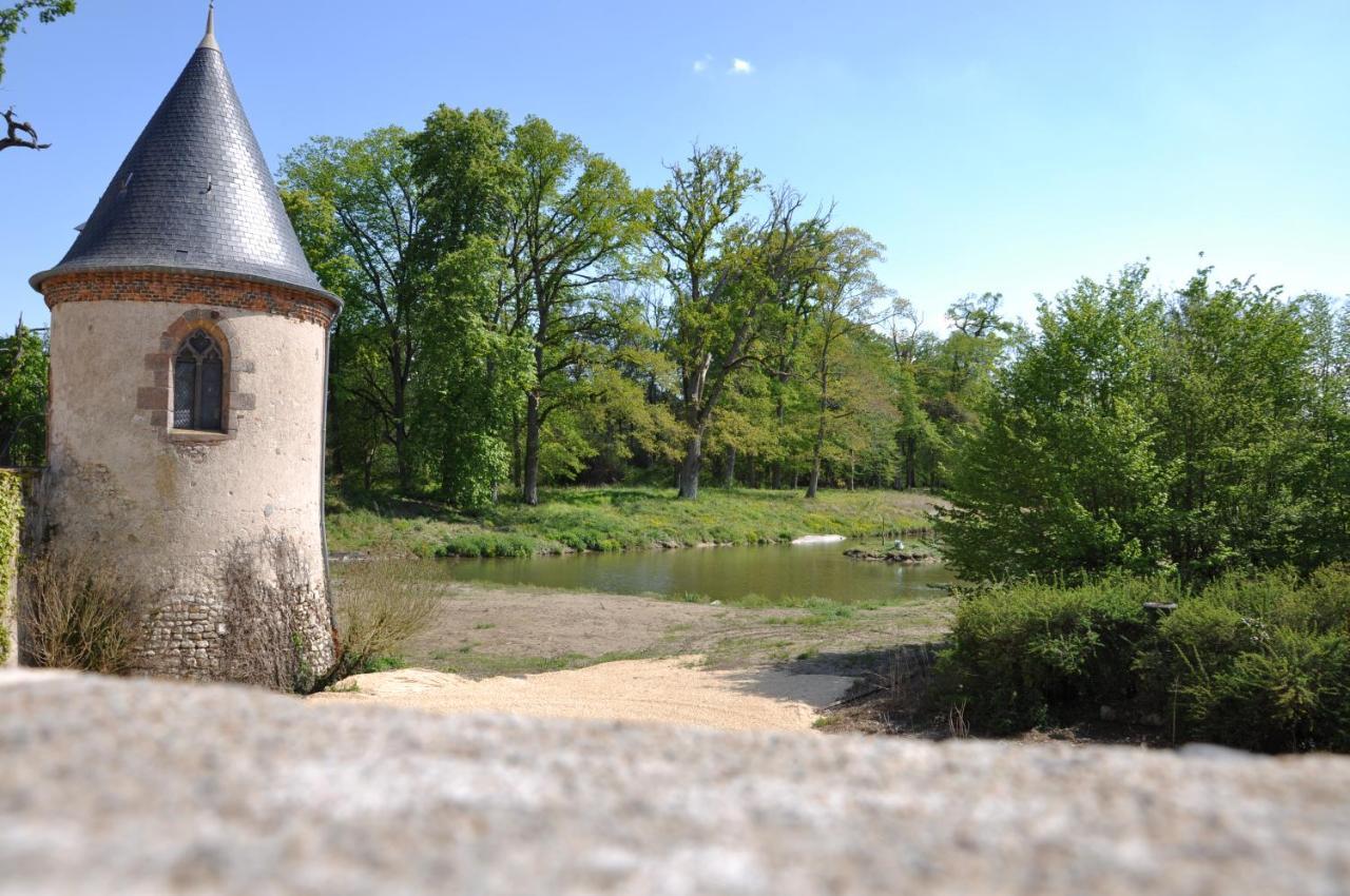 Château Origny Neuvy  Extérieur photo