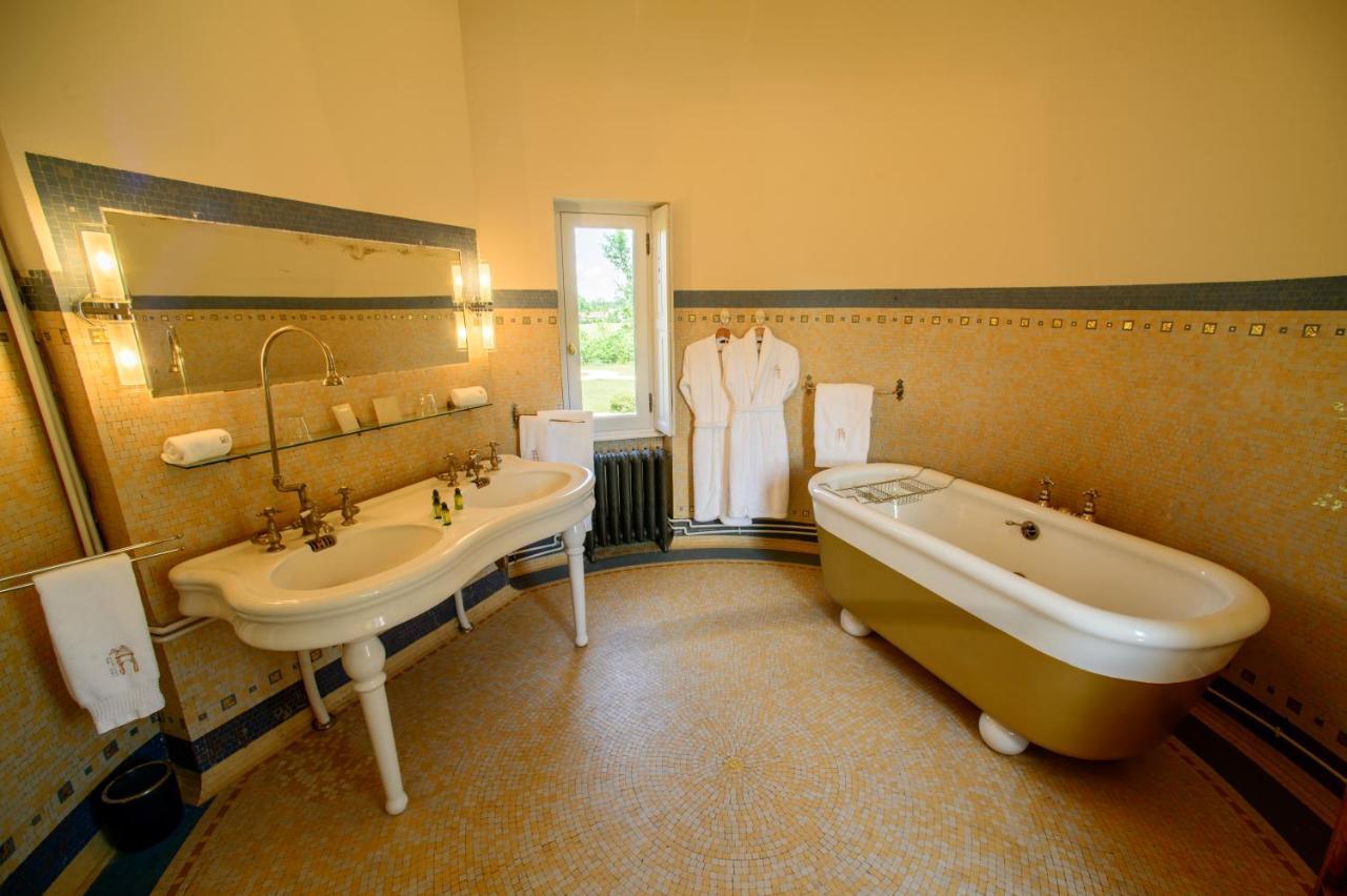 Château Origny Neuvy  Extérieur photo